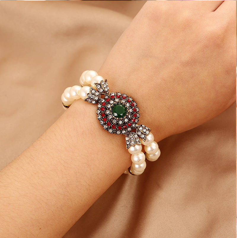 Stones pearl bracelet