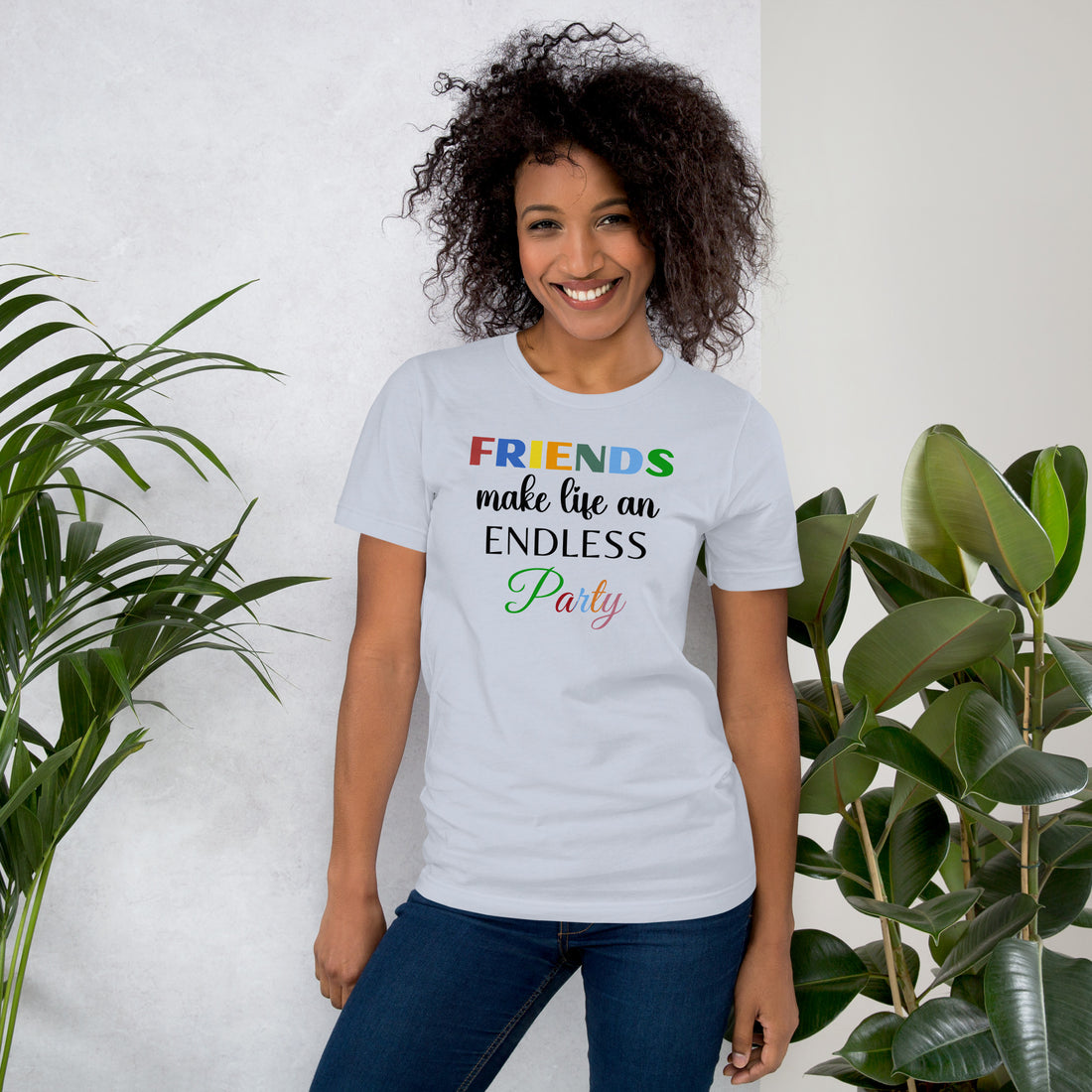 Friends & Party - Women's Tee